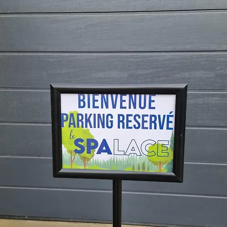 Le Spalace Bed and breakfast